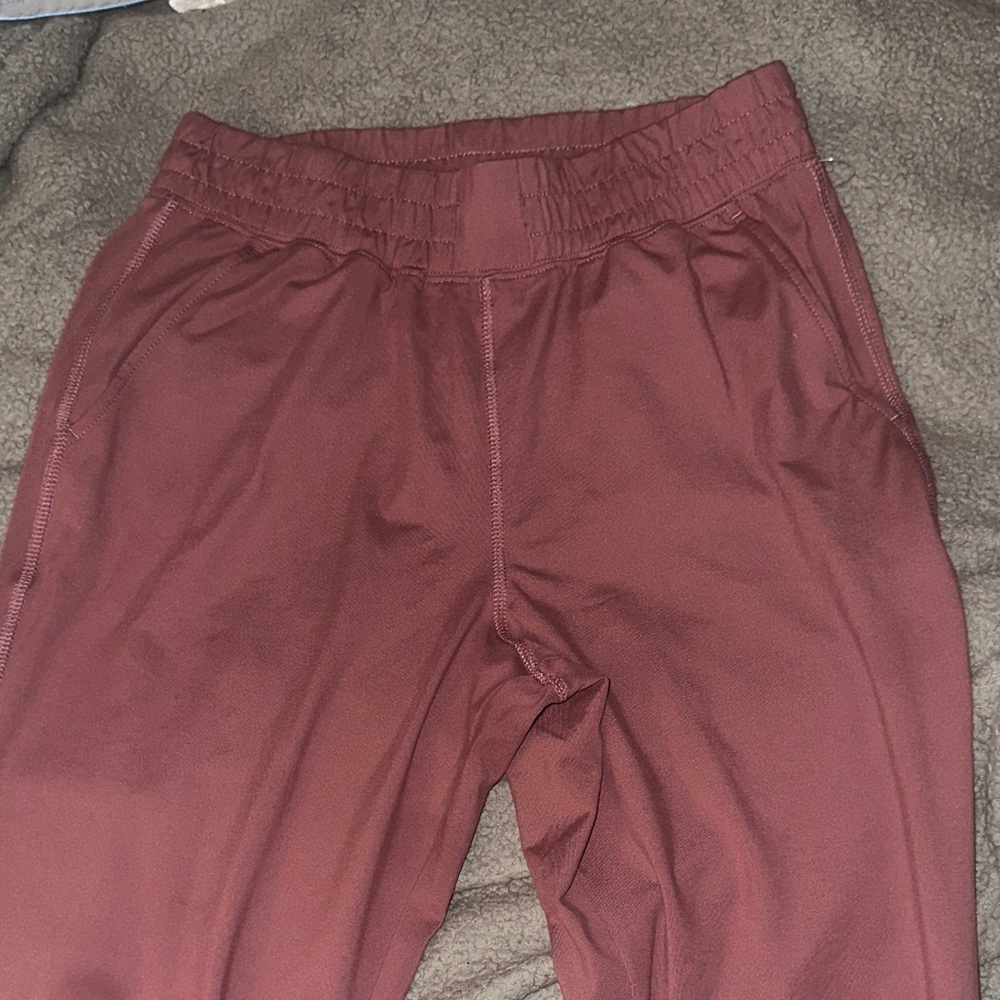 Fabletics Mauve Activewear Leggings